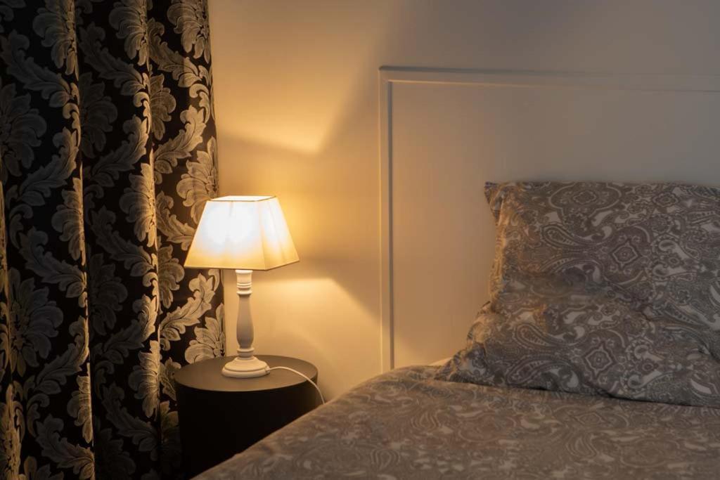 Bed and Breakfast Couette & Confitures Nojeon-en-Vexin Экстерьер фото